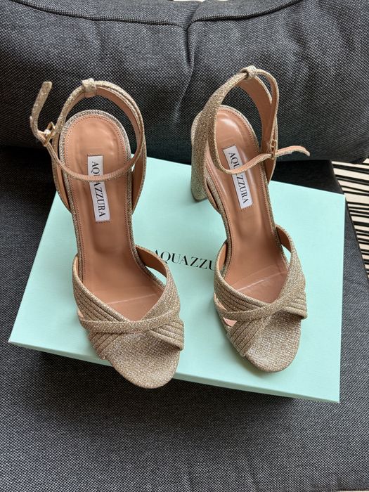 AQUAZZURA -сандали - 39 номер -златни