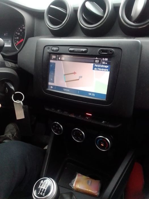 Dacia duster avariat 4x4
