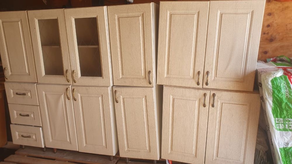 Куханый гарнитур