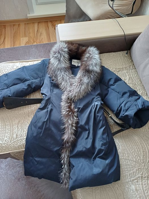 Продам пуховик рукав укороченный