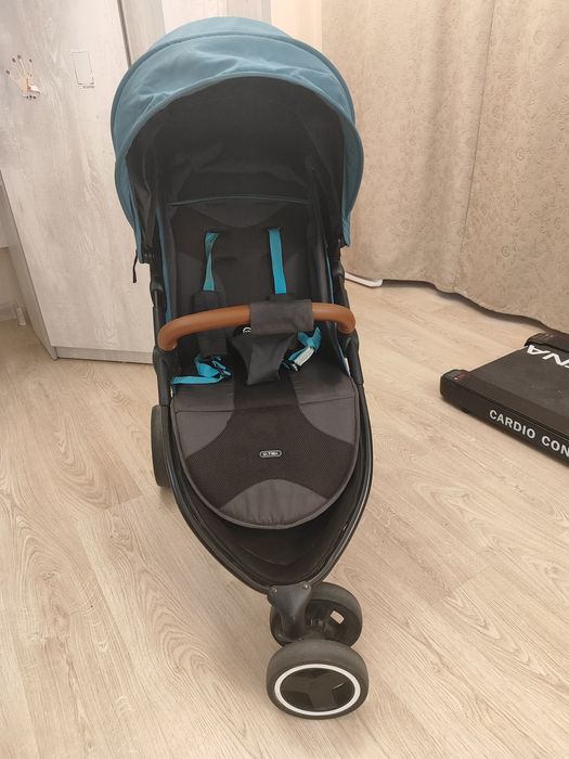 Прогулочная коляска Ultima V3 б/у