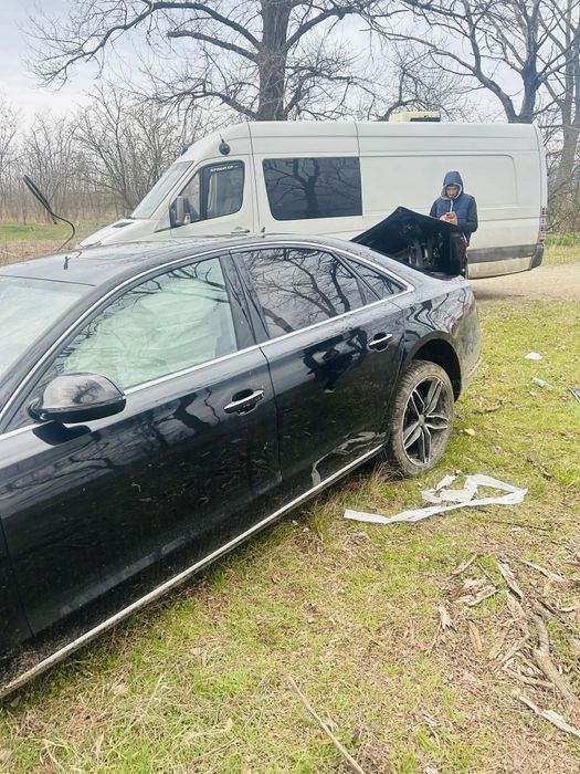 Dezmebrez audi a8 2017