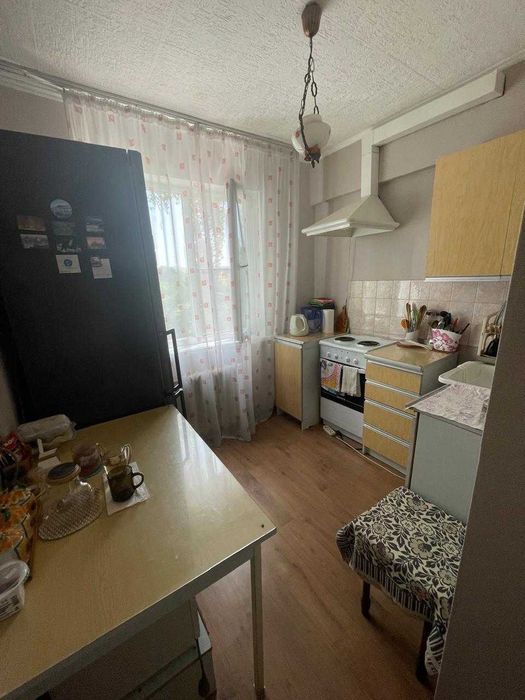 Продам 2х, ул.Бурова, 12