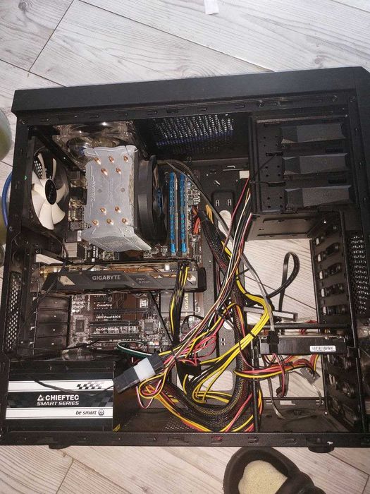 Продавам компютъра си.