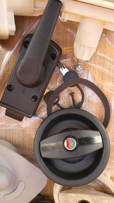 Incuietoare rulota, autorulota, broasca, yala ,accesorii ,etc