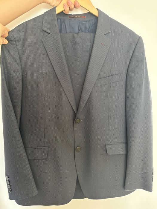 Продам мужской костюм