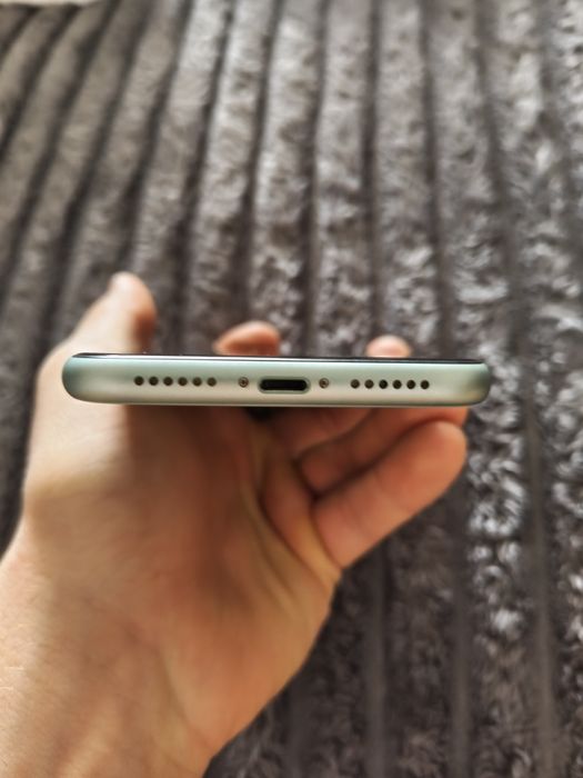 iPhone 11 64GB Green