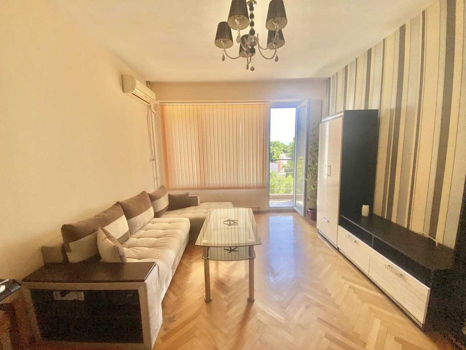 Продава се Двустаен апартамент в Пловдив, Гагарин - 60 кв.м за 1134 €/кв.м - Снимка #2