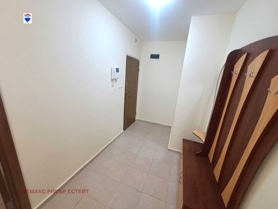 Дава се под наем Двустаен апартамент в Русе, Център - 73 кв.м за 382.5 € - Снимка #11