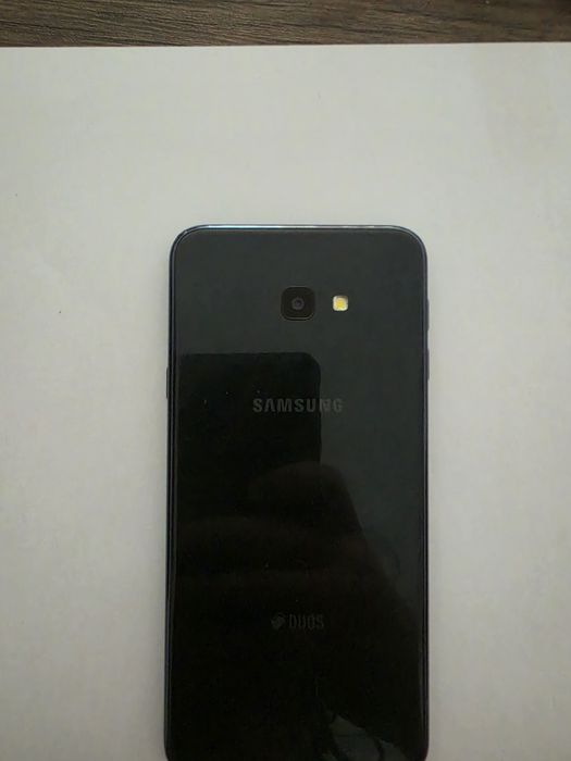 Samsung Galaxy J4+