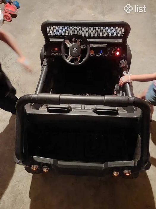 Акумулаторна кола Mercedes Unimog S, LEAN, 4x45W, 110x68x41cm