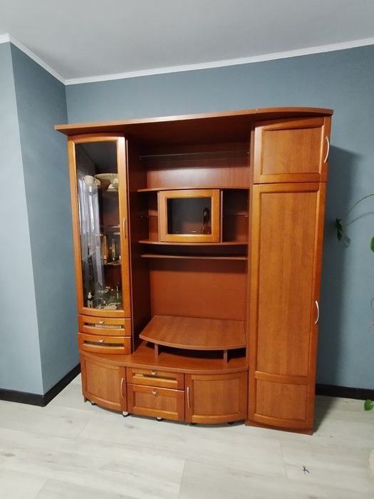 Стенка в гостиную