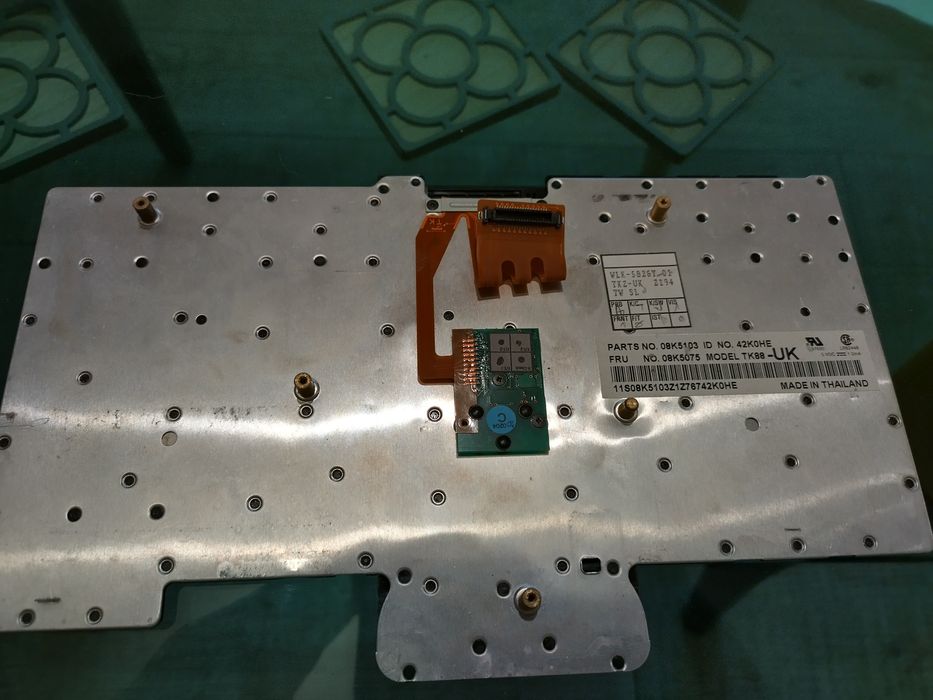 Клавиатури за ретро лаптопи IBM и HP