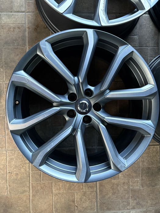 Оригинални джанти Volvo / Волво 20" 5х108