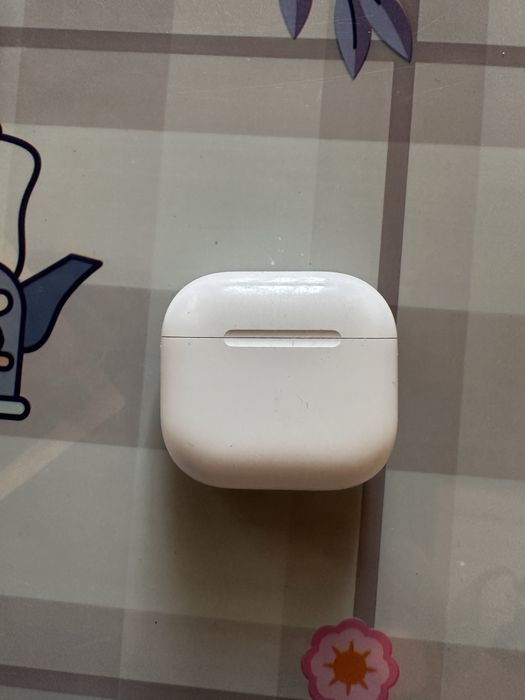 Наушник airpods 4 оригинал