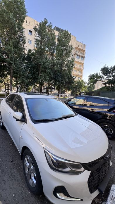 Chevrolet Onix premier 2 plus turbo продается!