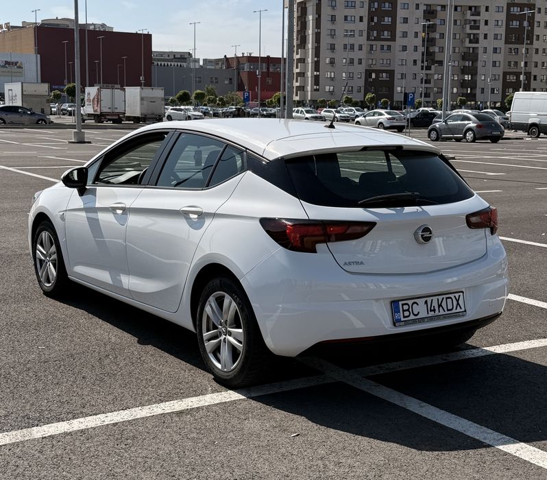 Opel Astra K Pachet Dynamic 2019 - Prim propietar- 125 CP – LED, CarPlay Pachet Iarnă Carte Service