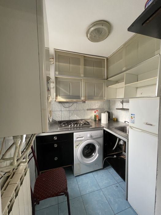 Vand apartament!