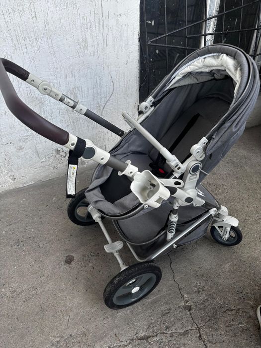 Продам коляску в отличном стостоянии