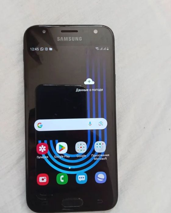 Продам телефон Samsung j3 2017