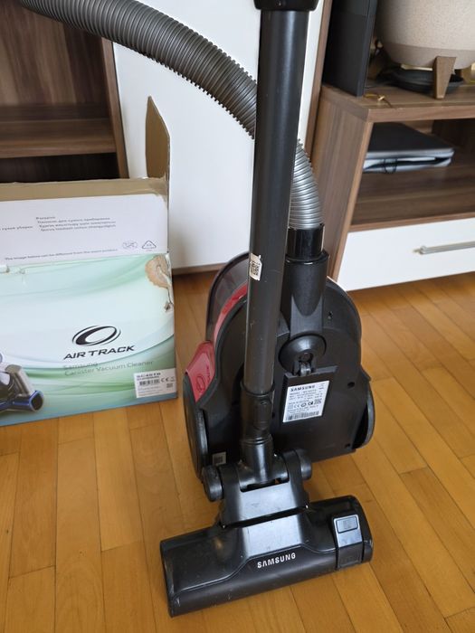 Samsung Aspirator în stare perfectă de funcționare.