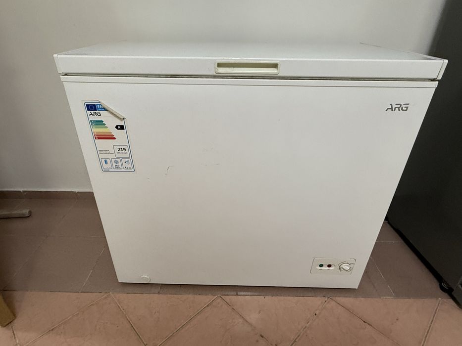 Ларь морозильный ARJ