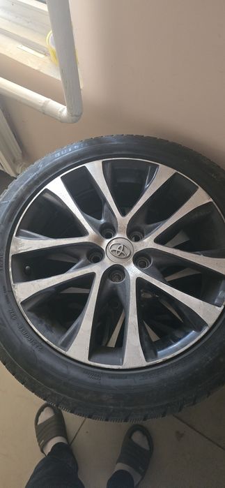Диски R18 тойота