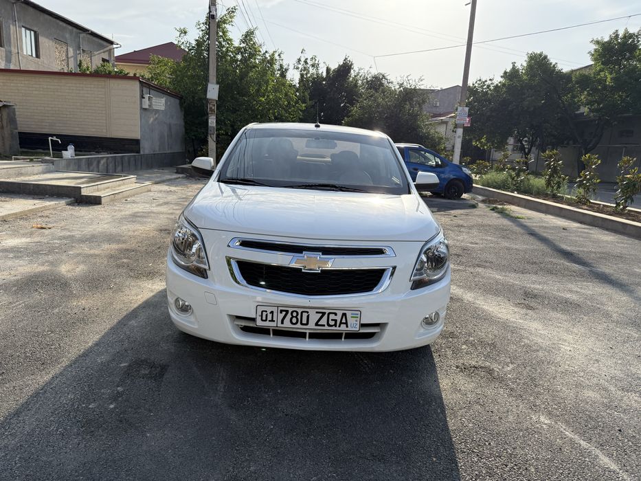 Cobalt 2022 Белый
