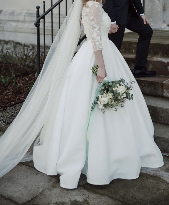 Rochie de mireasă, curățată profesional