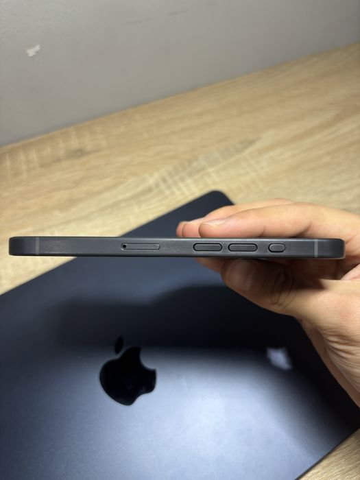 Муляж Айфон 15про черный