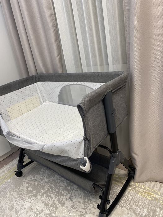 Продам кровать манеж. Новый