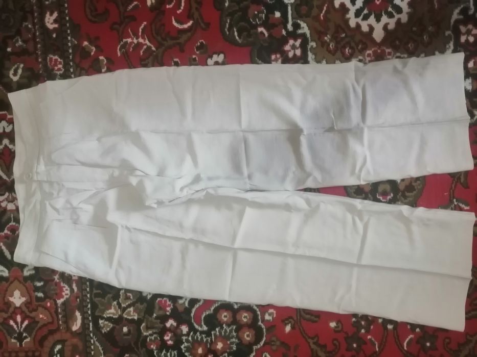 Женские брюки новые