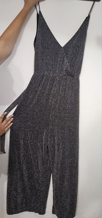 Salopetă H&M - lungă cu fir metalic mărimea M