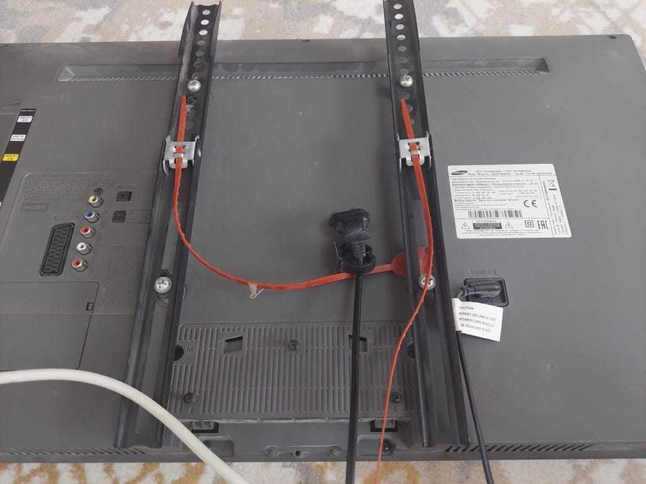 LED телевизор Samsung