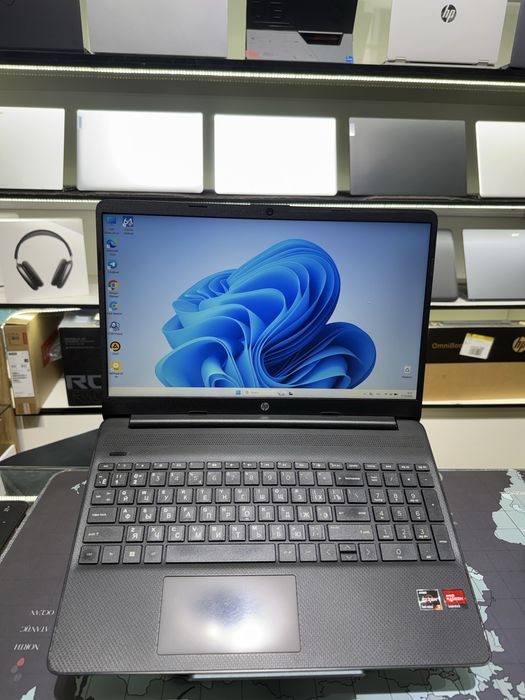 Hp Laptop 15 R5-5500U/8/512/15.6