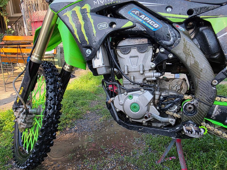 Kawasaki KX450F 2012 (Injecție)+Pachet Piese/Anvelope/Carene/Ambreiaj