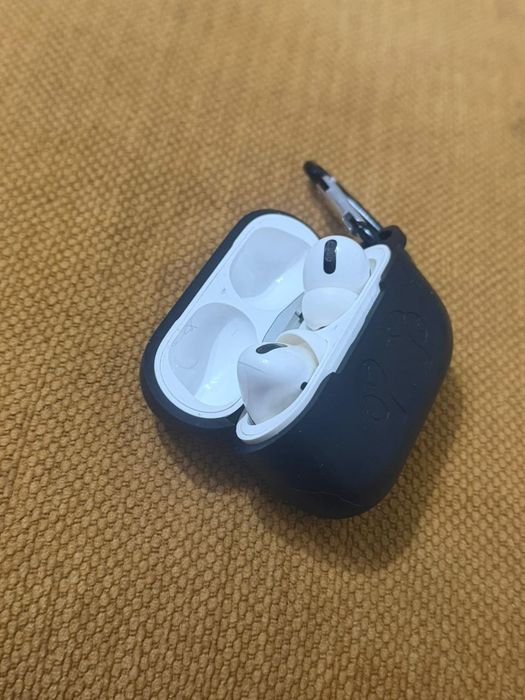 Продаю оригинал наушник