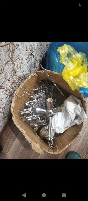 Продам люстру в хорошем состоянии