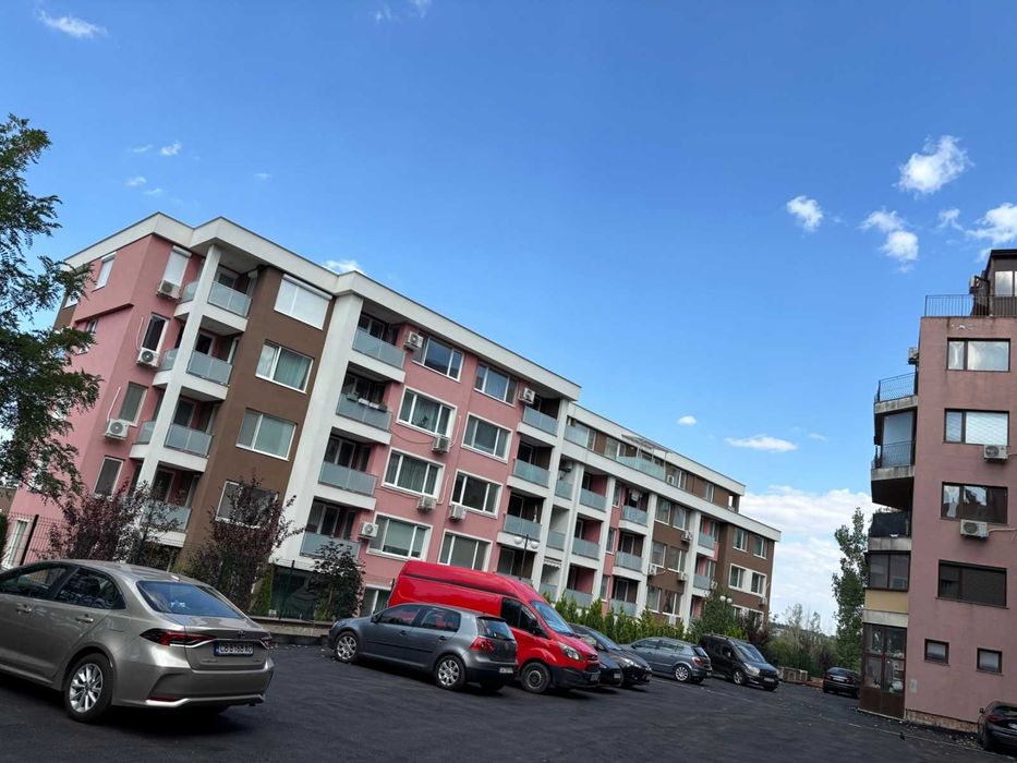 Продава се Двустаен апартамент в София, Малинова долина - 82 кв.м за 1113 €/кв.м - Снимка #9