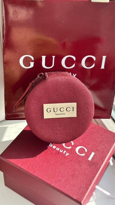 В наличии! Косметичка Dior