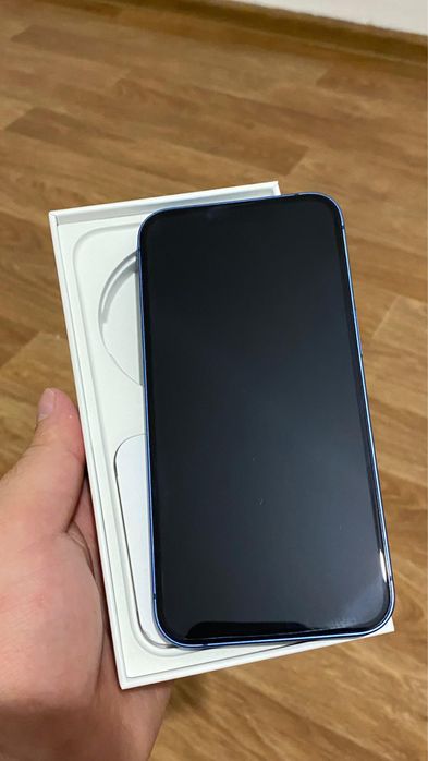 IPhone 13 blue 128 gb