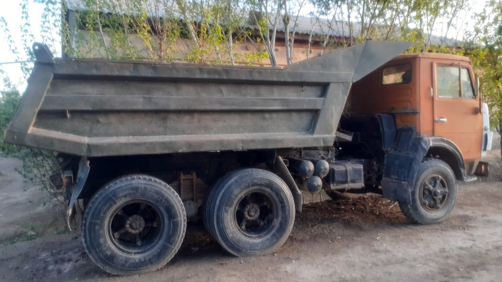 Kamaz 5511 zavodskoy Samosval sotiladi. Manzil: Beruniy tumani.