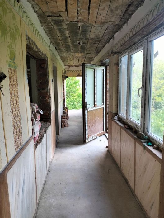 Vand urgent! Mada Muntii Apuseni! casa teren intravilan,10.000mp toate actele i regula, foarte linistit, in mijlocul naturii la 30 min de Geoagiu-Bai!