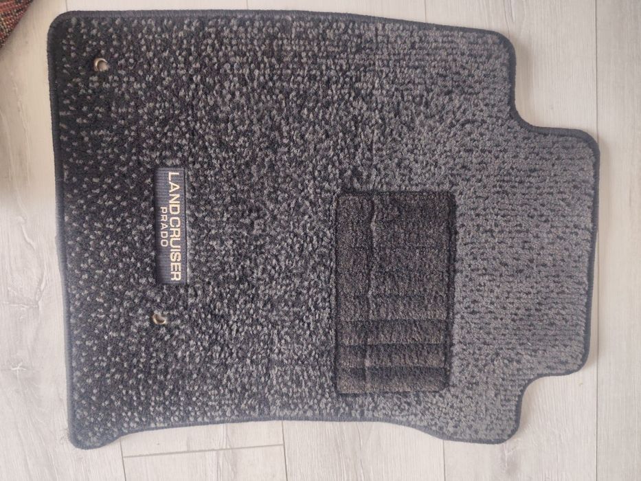 Продам полики оригинал на Прадо 120