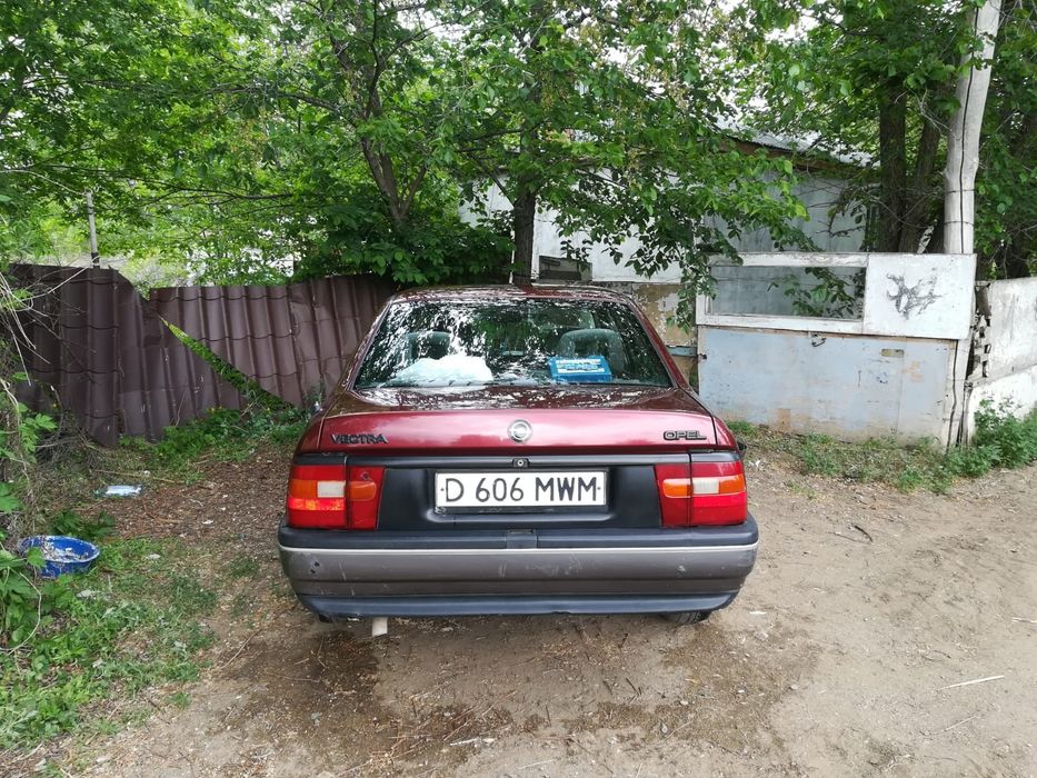 opel vektra год 1994 объем 1.8