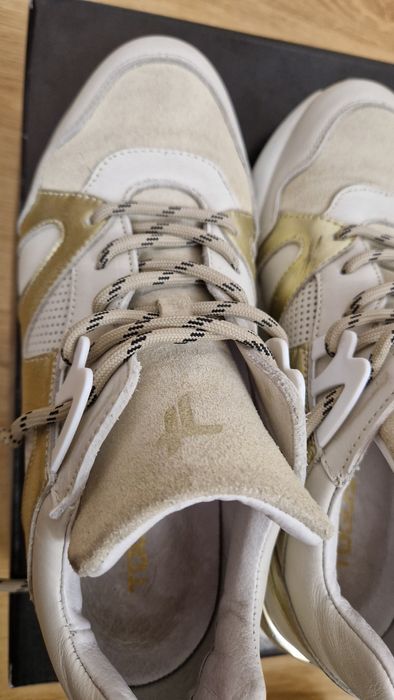 Дамски сникърси Togoshi естествена кожа