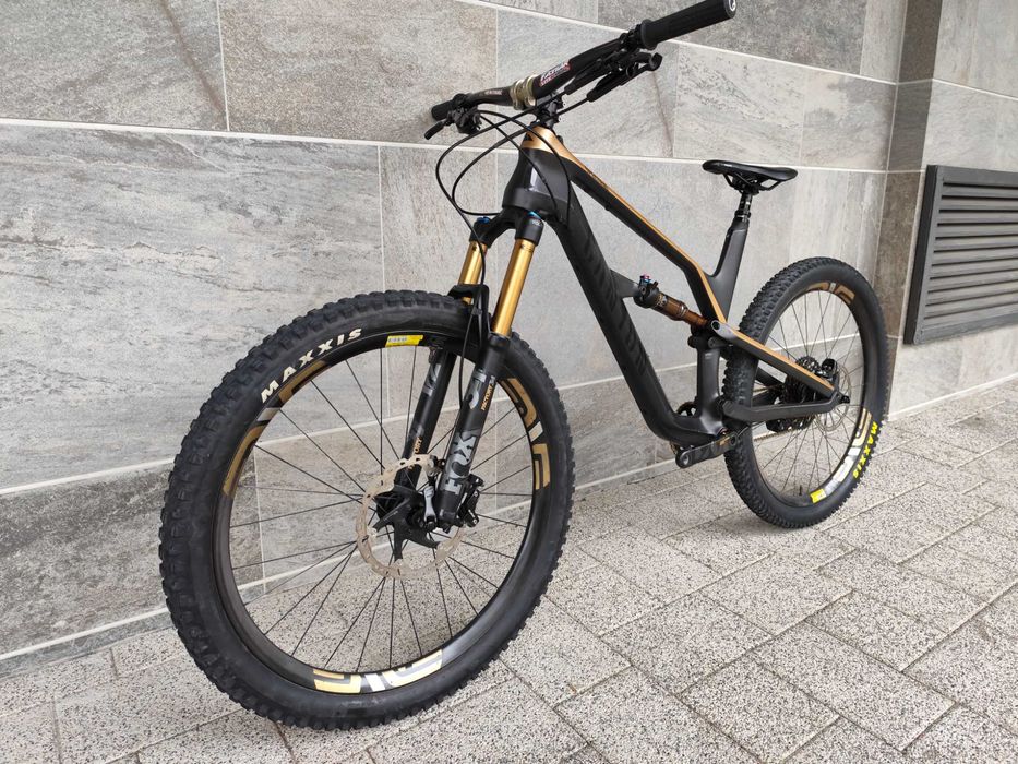 CANYON Spectral CFR LIMITED 27.5 *Full carbon*