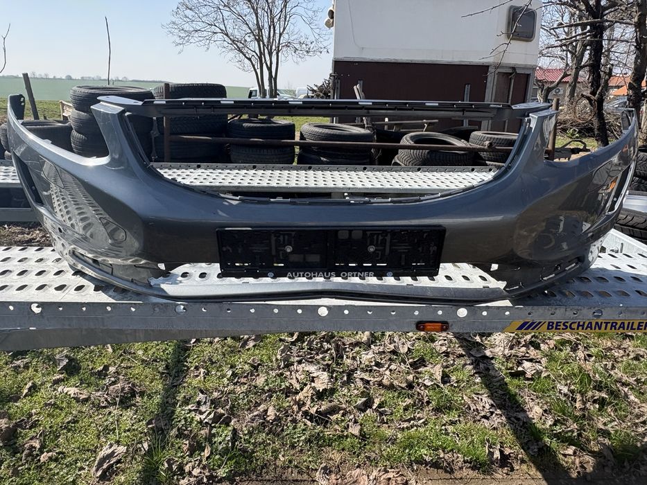 2 броя Предна броня за Волво / Volvo XC 60