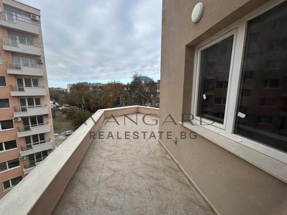 Продава се Тристаен апартамент в Пловдив, Кючук Париж - 80 кв.м за 1188 €/кв.м - Снимка #7