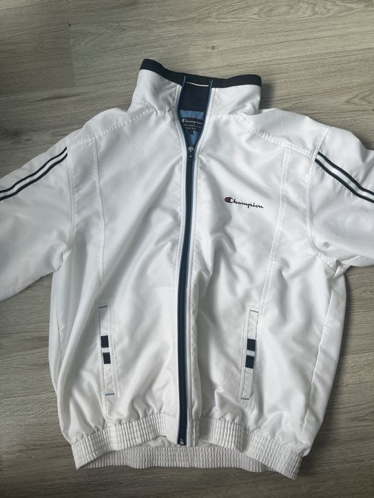 Champion преходно яке